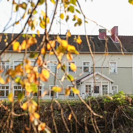 Appartement Toerroessae Kappalaisen Juuri Remontoitu Tyylikaes Ylaekerran Paeaetyhuoneisto 2 Hengelle Oma Keittioe Ja Kylpyhuone